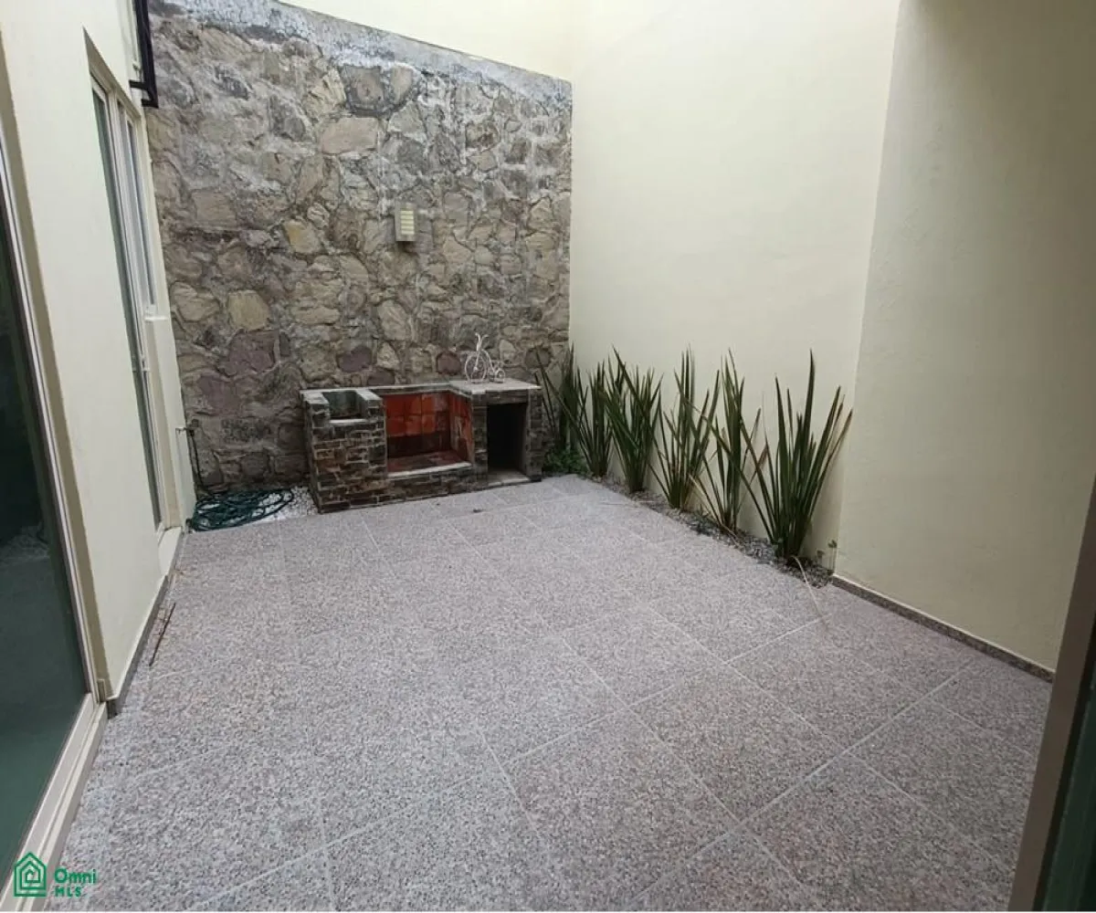 Casa En Venta,Fraccionamiento Bosque Real,Loma Ancha 100, Tlajomulco de Zuniga, Jalisco 45230, 3 Habitaciones,3 Baños,Loma Ancha,2,MX25958268
