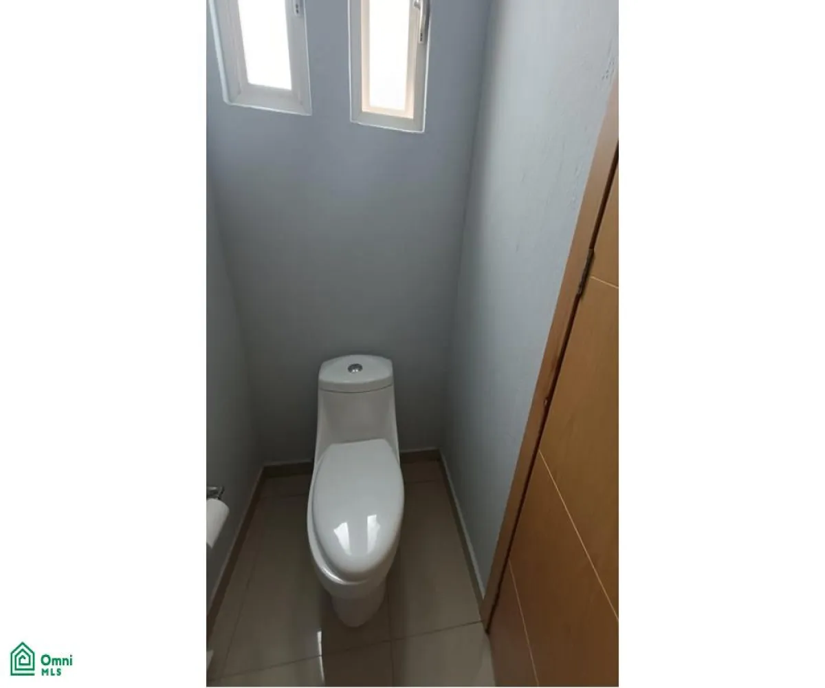 Casa En Venta,Fraccionamiento Bosque Real,Loma Ancha 100, Tlajomulco de Zuniga, Jalisco 45230, 3 Habitaciones,3 Baños,Loma Ancha,2,MX25958268