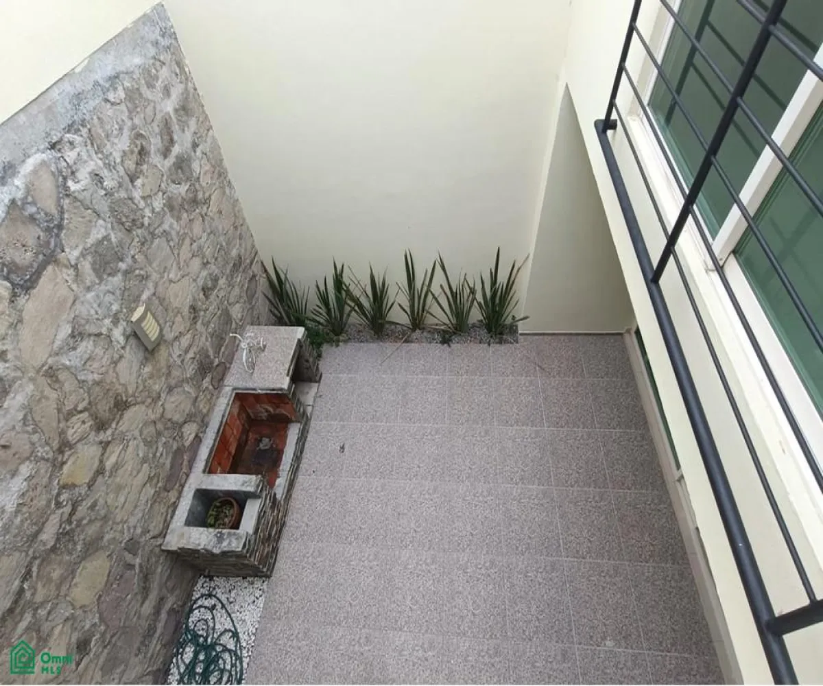 Casa En Venta,Fraccionamiento Bosque Real,Loma Ancha 100, Tlajomulco de Zuniga, Jalisco 45230, 3 Habitaciones,3 Baños,Loma Ancha,2,MX25958268