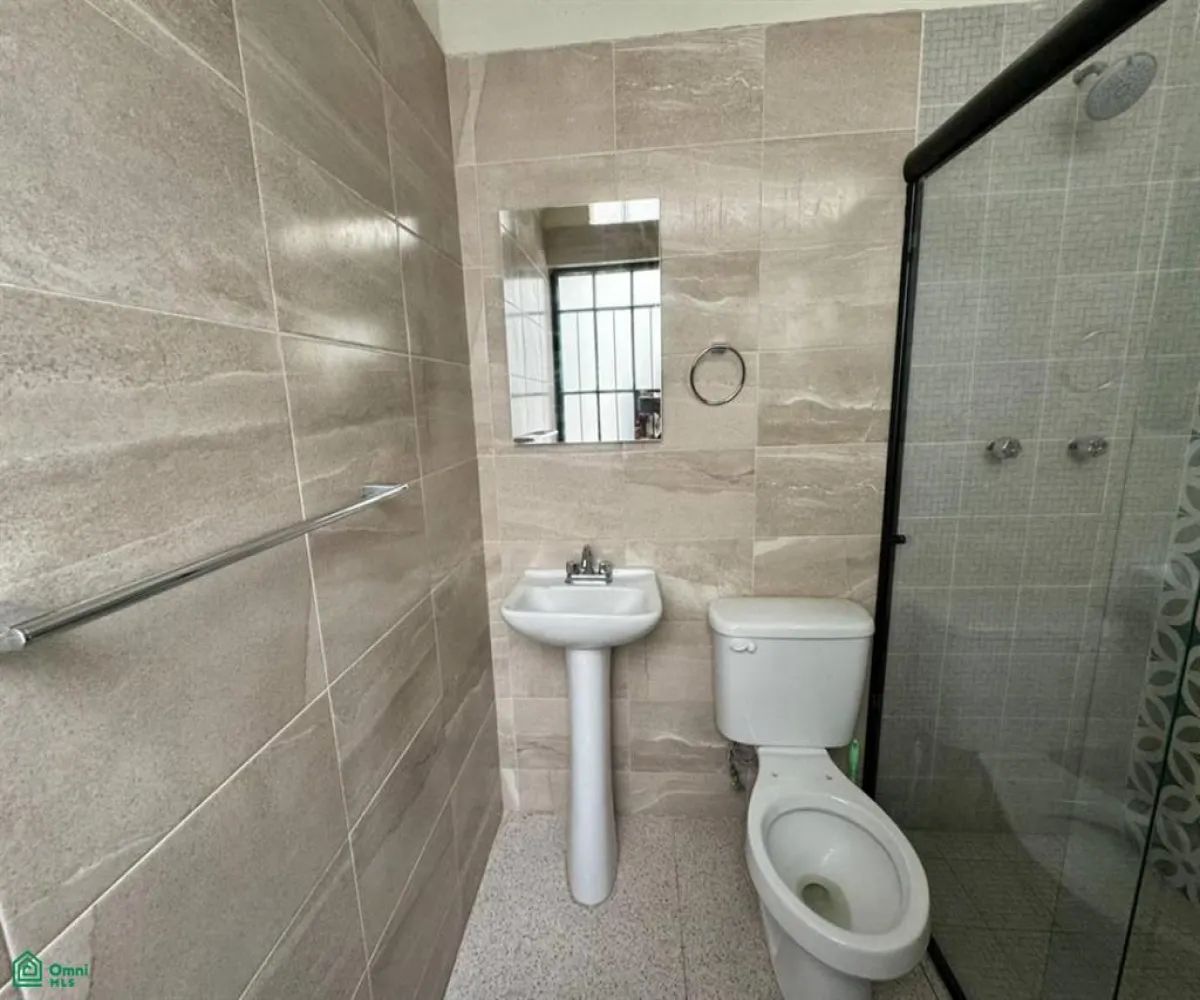 Casa En Venta,Medrano,federico medrano 158, Guadalajara, Jalisco 44410, 3 Habitaciones,2 Baños,federico medrano,2,MX25958597