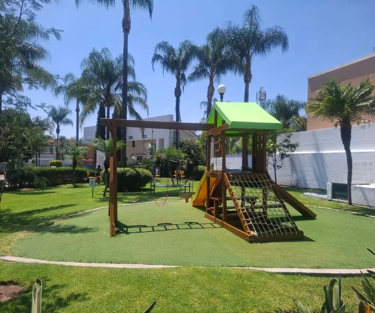 Casa En Venta,Jardín Real,Avenida Santa Margarita 4950 nieves 14, Zapopan, Jalisco 45136, 3 Habitaciones,3 Baños,Avenida Santa Margarita,2,pSRRCLu