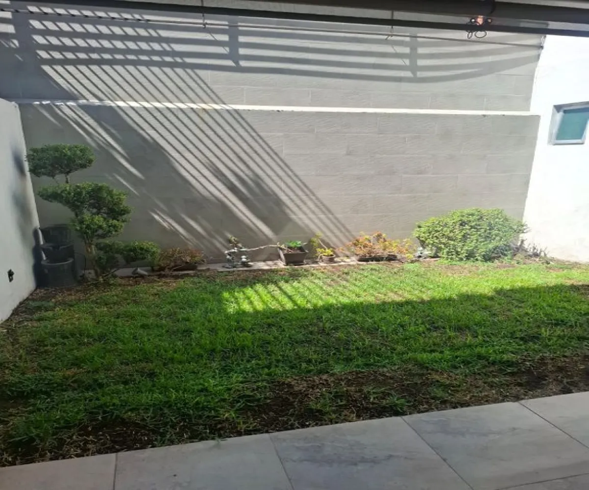 Casa En Venta,Jardín Real,Avenida Santa Margarita 4950 nieves 14, Zapopan, Jalisco 45136, 3 Habitaciones,3 Baños,Avenida Santa Margarita,2,pSRRCLu