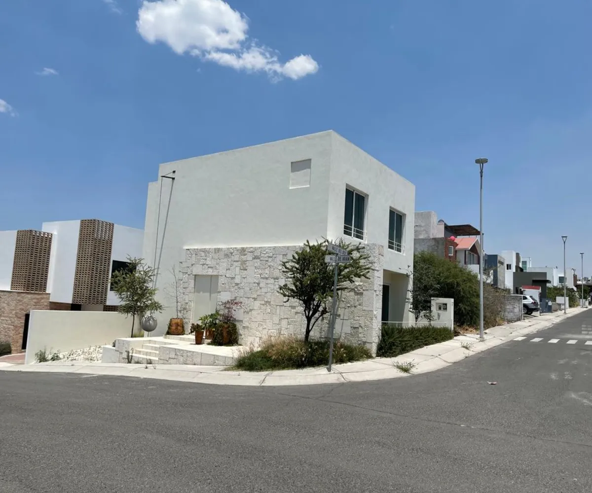 Casa En Venta,Agave S/N, El Marqués, Querétaro 76269, 3 Habitaciones,3 Baños,Agave,1,pD5rCeN