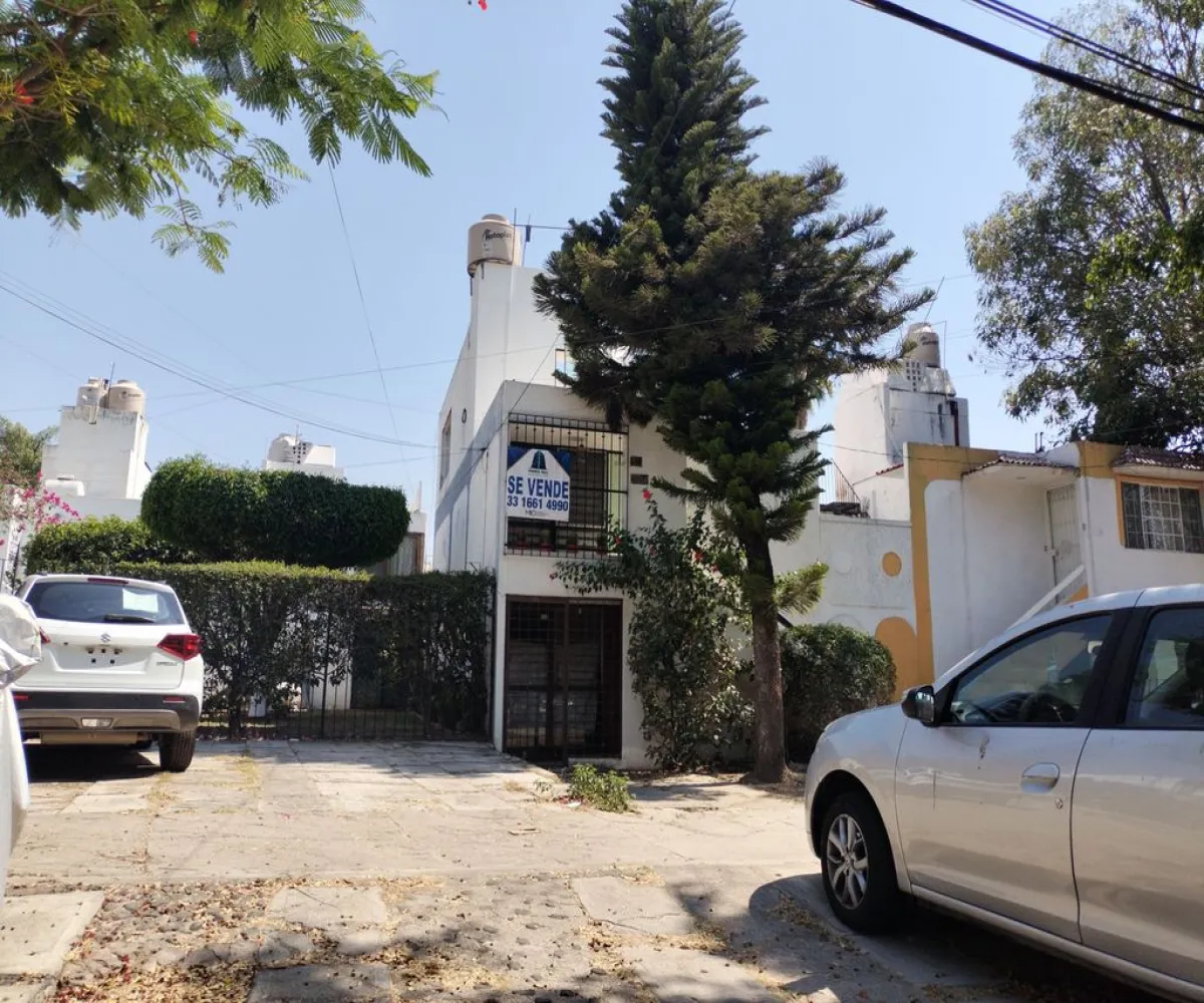 Casa En Venta,Pinar de la Calma,Avenida del Pinar S/N, Zapopan, Jalisco 45080, 4 Habitaciones,1 Baño,Avenida del Pinar,2,pkAaz9h