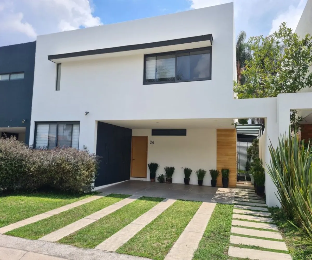 Casa En Renta,El Manantial,Paseo del Bosque S/N, Tlajomulco de Zúñiga, Jalisco 45645, 3 Habitaciones,4 Baños,Paseo del Bosque,2,phTwdIQ