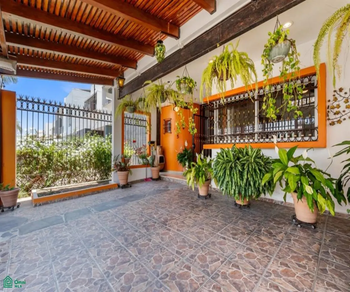 Casa En Venta,Residencial Fluvial Vallarta,Rio papaloapan 168, Puerto Vallarta, Jalisco 48312, 4 Habitaciones,3 Baños,Rio papaloapan,2,MX25940274