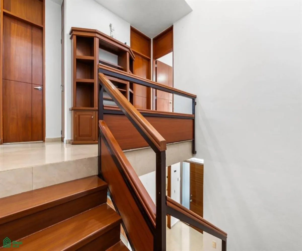 Casa En Venta,Residencial Fluvial Vallarta,Rio papaloapan 168, Puerto Vallarta, Jalisco 48312, 4 Habitaciones,3 Baños,Rio papaloapan,2,MX25940274