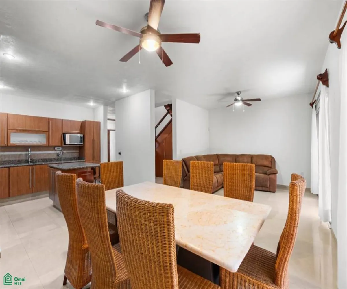 Casa En Venta,Residencial Fluvial Vallarta,Rio papaloapan 168, Puerto Vallarta, Jalisco 48312, 4 Habitaciones,3 Baños,Rio papaloapan,2,MX25940274