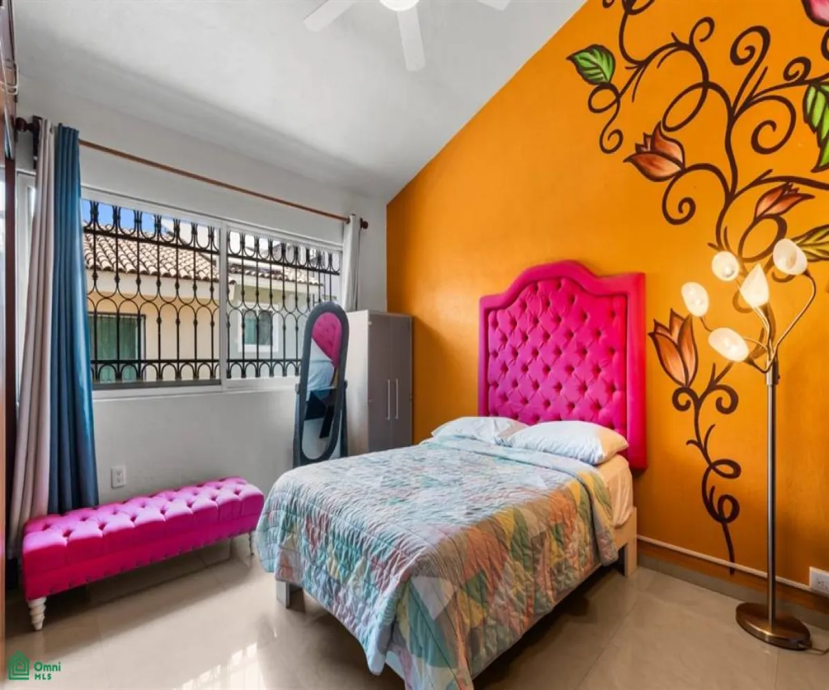 Casa En Venta,Residencial Fluvial Vallarta,Rio papaloapan 168, Puerto Vallarta, Jalisco 48312, 4 Habitaciones,3 Baños,Rio papaloapan,2,MX25940274