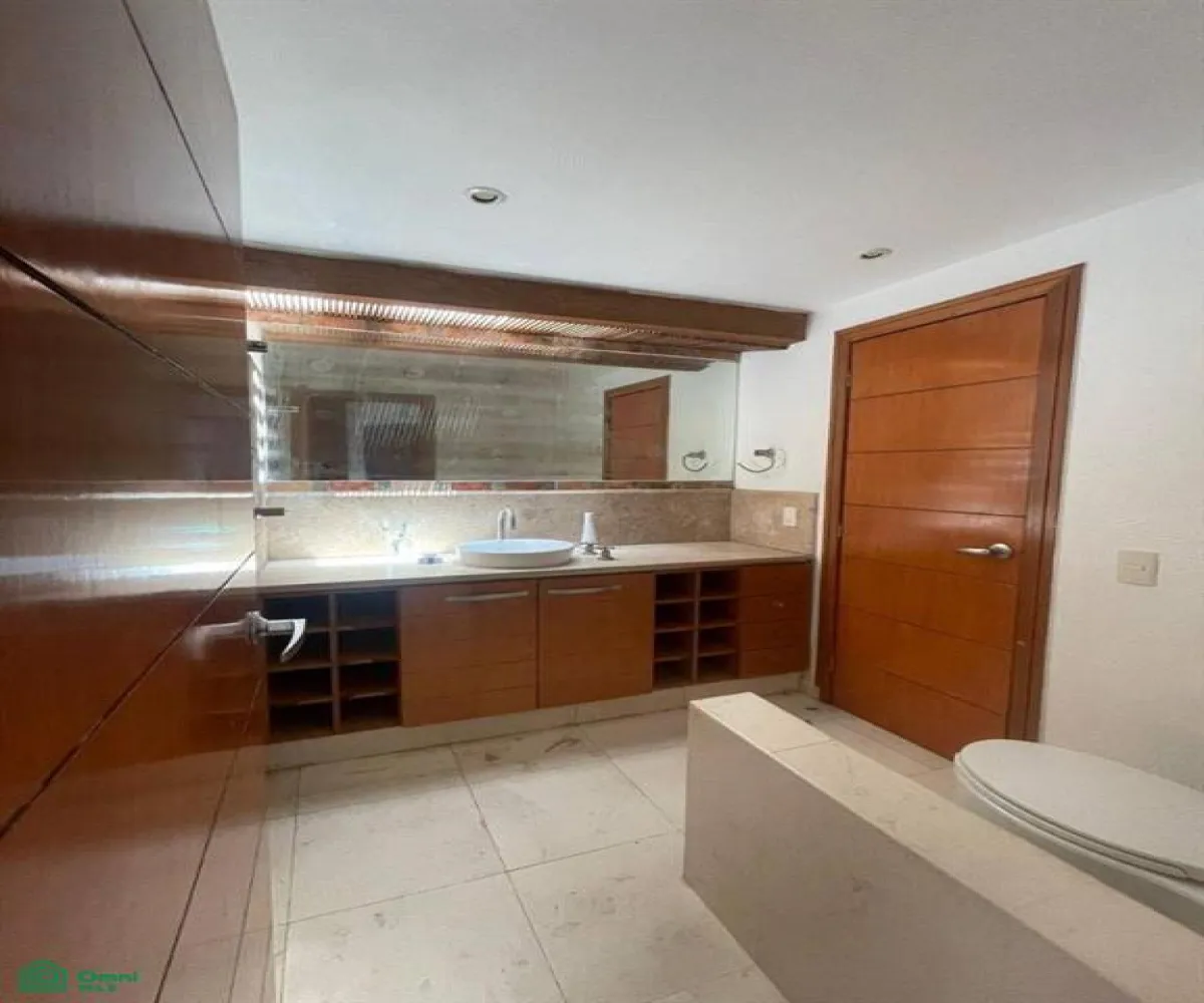 Casa En Renta,Bosques Santa Anita,Cañada del Tigre 7, Tlajomulco de Zuniga, Jalisco 45645, 3 Habitaciones,4 Baños,Cañada del Tigre,3,MX25940806