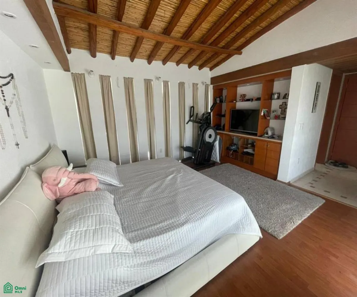 Casa En Renta,Bosques Santa Anita,Cañada del Tigre 7, Tlajomulco de Zuniga, Jalisco 45645, 3 Habitaciones,4 Baños,Cañada del Tigre,3,MX25940806