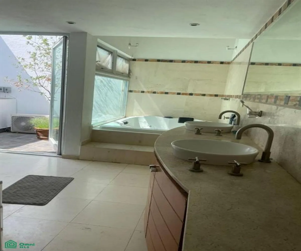 Casa En Renta,Bosques Santa Anita,Cañada del Tigre 7, Tlajomulco de Zuniga, Jalisco 45645, 3 Habitaciones,4 Baños,Cañada del Tigre,3,MX25940806