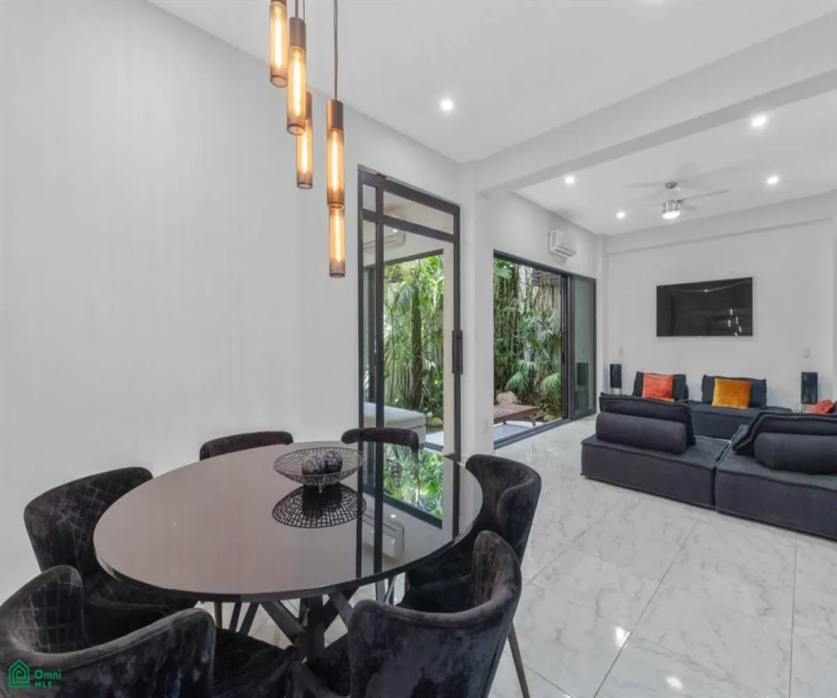 En Venta,Emiliano Zapata,Aguacate 183 Int 101/202, Puerto Vallarta, Jalisco 48380, 2 Habitaciones,2 Baños,Aguacate,1,MX25941236