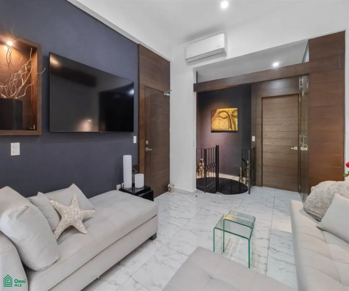 En Venta,Emiliano Zapata,Aguacate 183 Int 101/202, Puerto Vallarta, Jalisco 48380, 2 Habitaciones,2 Baños,Aguacate,1,MX25941236