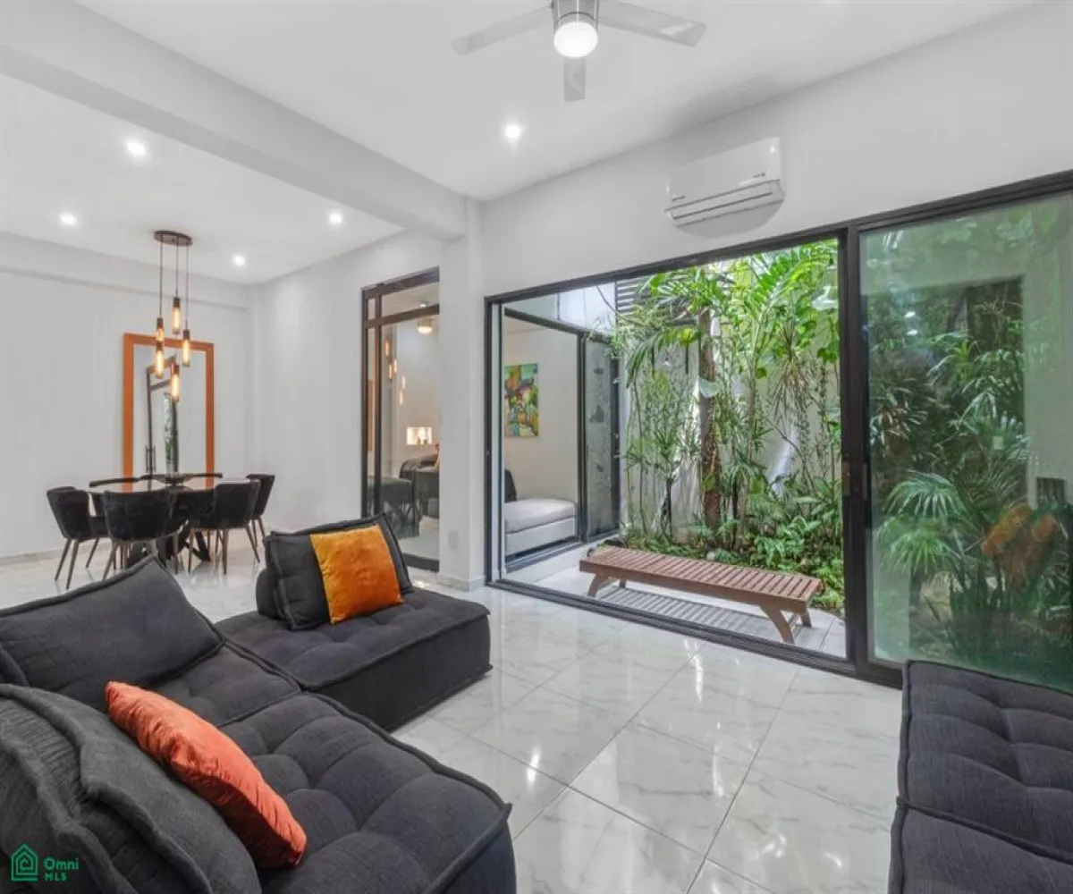 En Venta,Emiliano Zapata,Aguacate 183 Int 101/202, Puerto Vallarta, Jalisco 48380, 2 Habitaciones,2 Baños,Aguacate,1,MX25941236