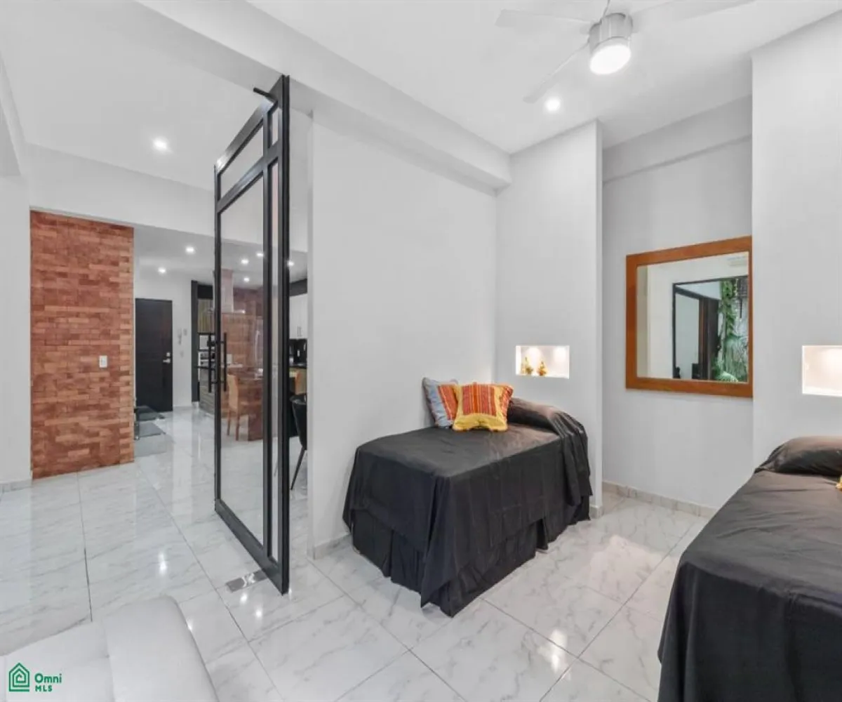 En Venta,Emiliano Zapata,Aguacate 183 Int 101/202, Puerto Vallarta, Jalisco 48380, 2 Habitaciones,2 Baños,Aguacate,1,MX25941236