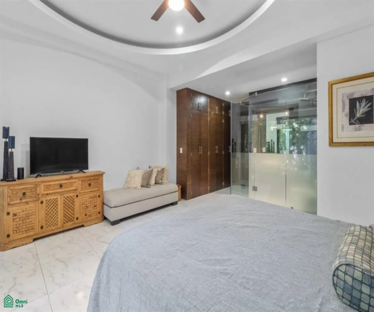 En Venta,Emiliano Zapata,Aguacate 183 Int 101/202, Puerto Vallarta, Jalisco 48380, 2 Habitaciones,2 Baños,Aguacate,1,MX25941236