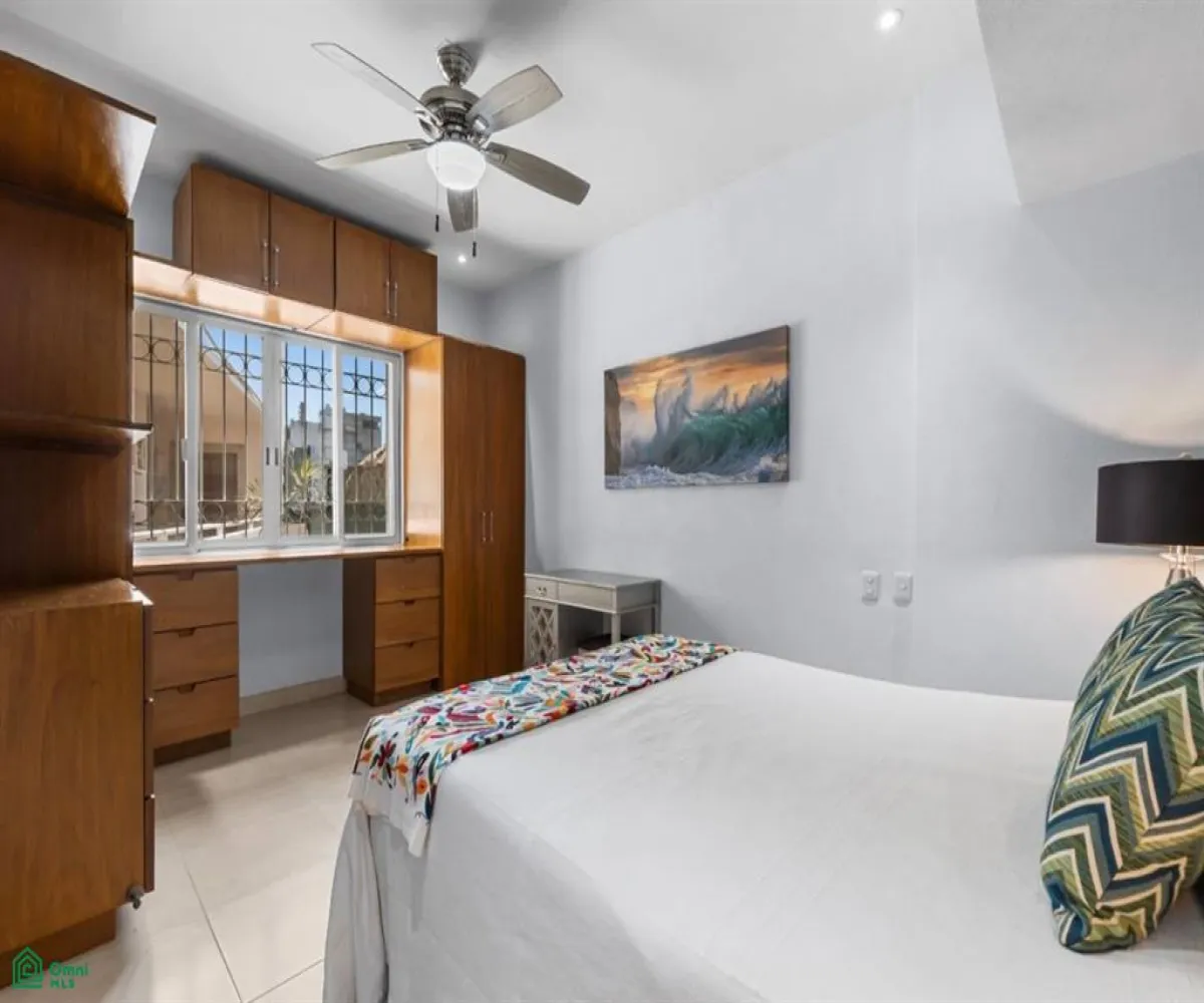 En Venta,5 de Diciembre,Costa Rica 1230 E-4, Puerto Vallarta, Jalisco 48350, 2 Habitaciones,2 Baños,Costa Rica,3,MX25941868