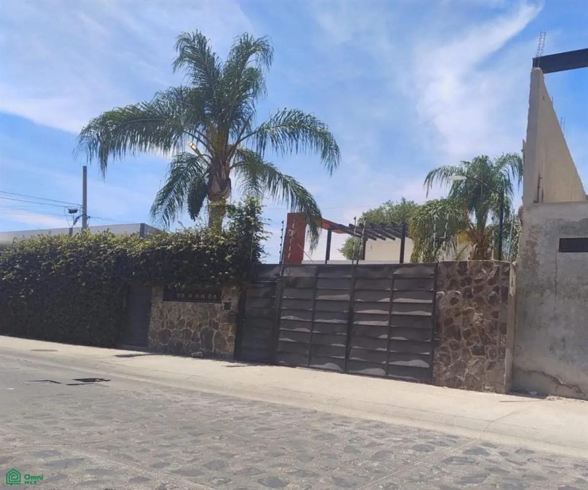 En Venta,Santa Anita Residencial,Francisco I Madero 673, Tlaquepaque, Jalisco 45600, 3 Habitaciones,2 Baños,Francisco I Madero,3,MX25942783