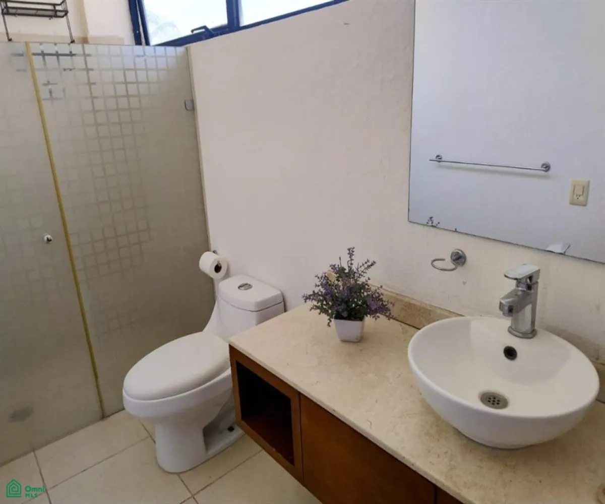 En Venta,Santa Anita Residencial,Francisco I Madero 673, Tlaquepaque, Jalisco 45600, 3 Habitaciones,2 Baños,Francisco I Madero,3,MX25942783