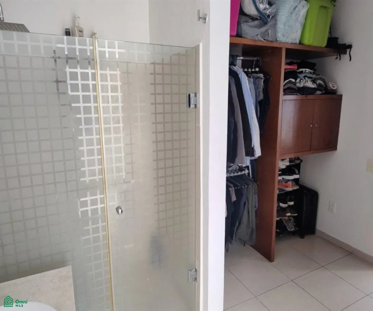 En Venta,Santa Anita Residencial,Francisco I Madero 673, Tlaquepaque, Jalisco 45600, 3 Habitaciones,2 Baños,Francisco I Madero,3,MX25942783