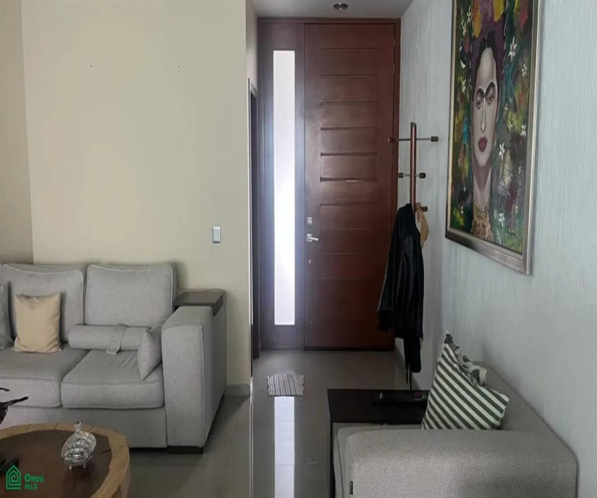 En Venta,La Rioja,Najerilla 851, Tlajomulco de Zuniga, Jalisco 45640, 4 Habitaciones,4 Baños,Najerilla,2,MX25943985