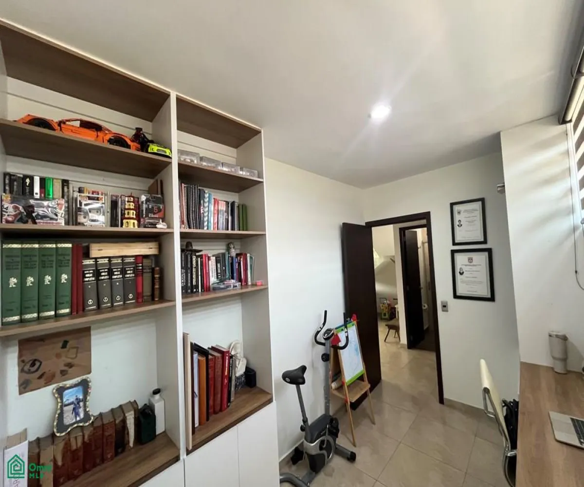 En Venta,Bosques De Santa Anita,ximar 101, Tlajomulco de Zuniga, Jalisco 45645, 4 Habitaciones,3 Baños,ximar,2,MX25944315