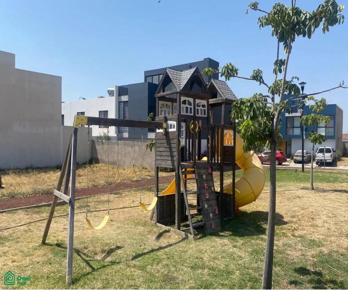 En Venta,Bosques De Santa Anita,ximar 101, Tlajomulco de Zuniga, Jalisco 45645, 4 Habitaciones,3 Baños,ximar,2,MX25944315