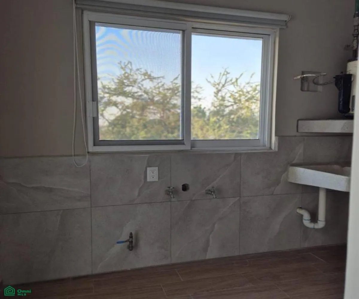 En Renta,Esperanza,Igualdad 826, Guadalajara, Jalisco 44300, 4 Habitaciones,4 Baños,Igualdad,2,MX25944720