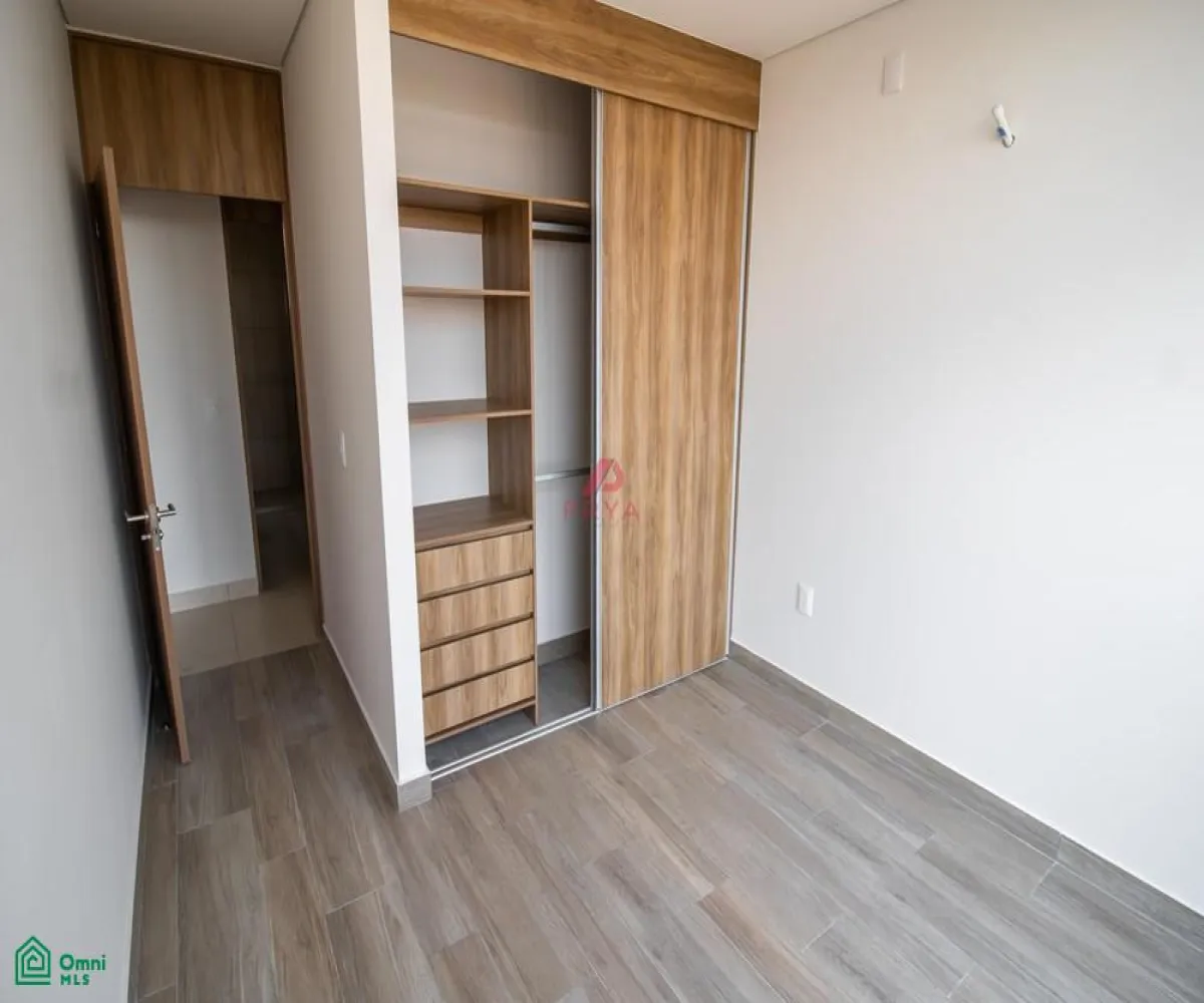 Local En Venta,Monraz,Juan Palomar y Arias 510, Guadalajara, Jalisco 44680, 2 Habitaciones,2 Baños,Juan Palomar y Arias,MX25945870