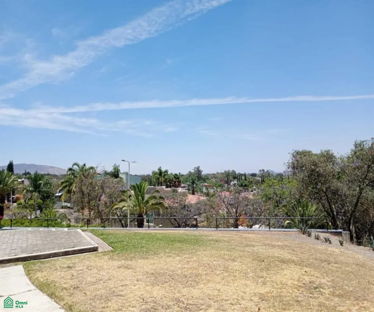 En Venta,Bugambilias,Calle Poniente Torre B Condominio Vista de las Flo ., Zapopan, Jalisco 45238, 2 Habitaciones,2 Baños,Calle Poniente Torre B Condominio Vista de las Flo,MX25946249