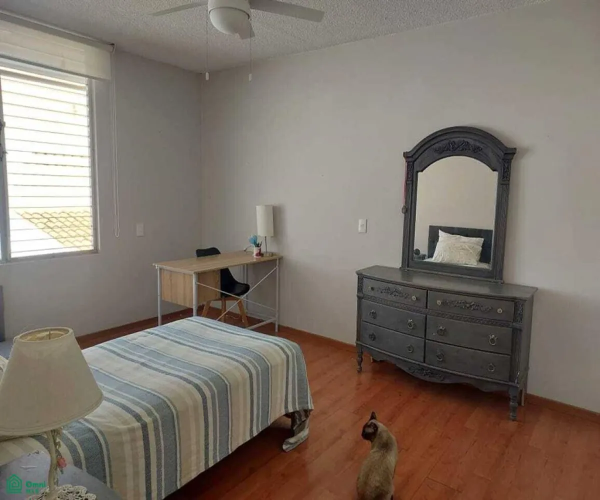 En Venta,Jardines Vallarta,victor hugo 81, Zapopan, Jalisco 45027, 4 Habitaciones,3 Baños,victor hugo,2,MX25946318