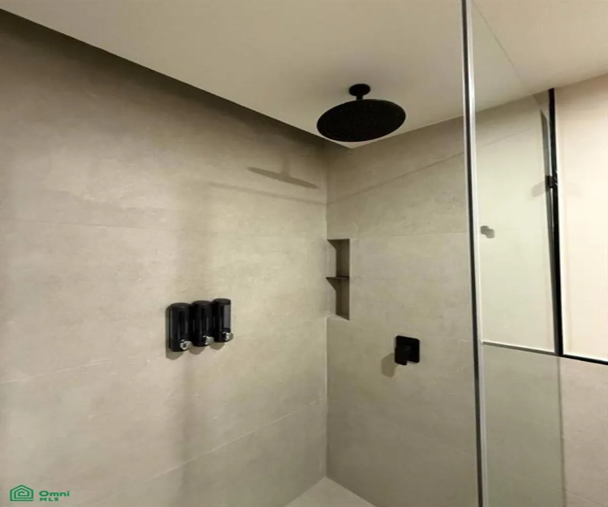 En Venta,Chapalita,Av de las Rosas 1297, Guadalajara, Jalisco 44500, 1 Cuarto,1 Baño,Av de las Rosas,3,MX25949489