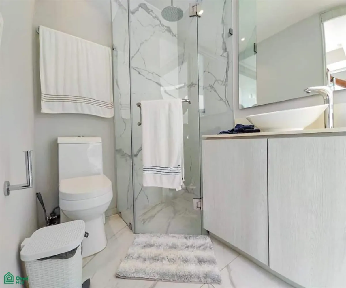 En Venta,Marina Vallarta,VELA 100, Puerto Vallarta, Jalisco 48354, 1 Cuarto,1 Baño,VELA,2,MX25949911