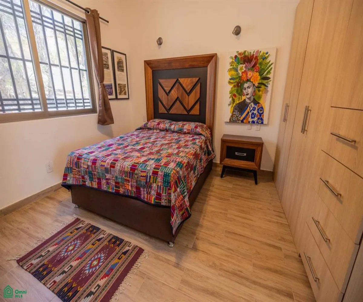 En Venta,San Nicolás de Ibarra,Emiliano Zapata, Hacienda la Labor 2, Chapala, Jalisco 45940, 4 Habitaciones,4 Baños,Emiliano Zapata, Hacienda la Labor,3,MX25950135