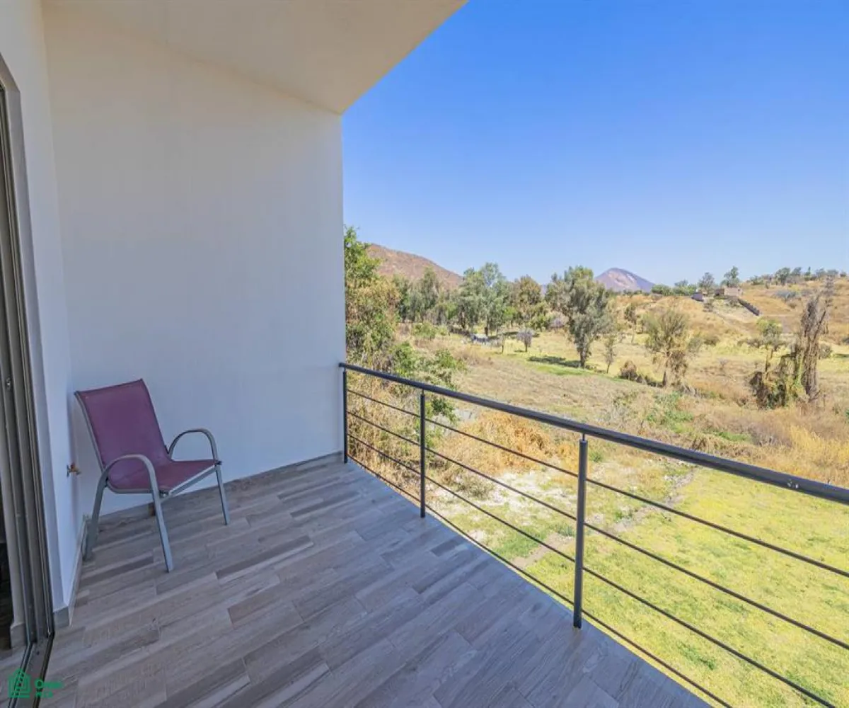 En Venta,San Nicolás de Ibarra,Emiliano Zapata, Hacienda la Labor 2, Chapala, Jalisco 45940, 4 Habitaciones,4 Baños,Emiliano Zapata, Hacienda la Labor,3,MX25950135