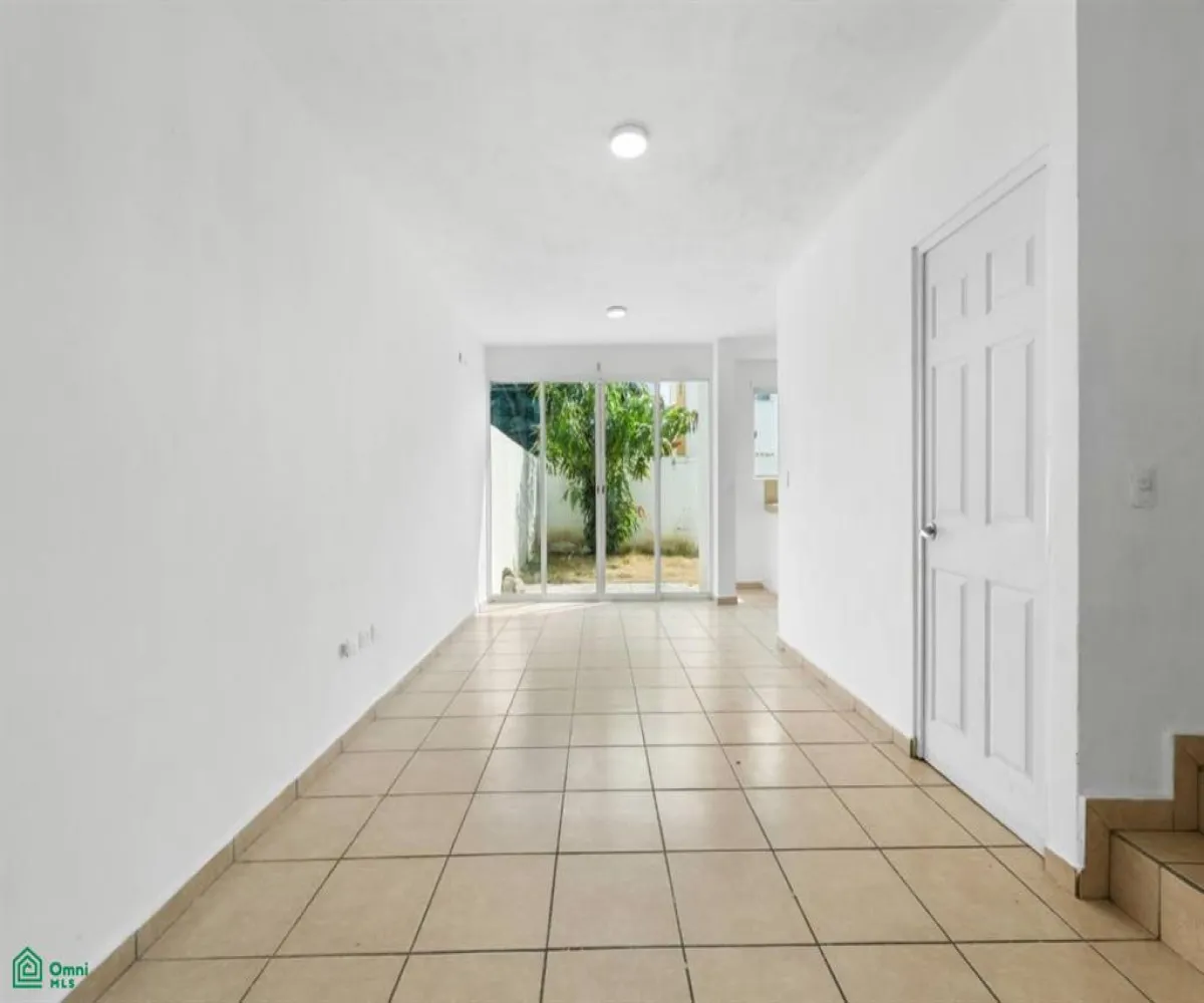 En Venta,Ixtapa,Banus 3 calle playa seuta 139/4, Puerto Vallarta, Jalisco 48280, 3 Habitaciones,2 Baños,Banus 3 calle playa seuta,2,MX25950854