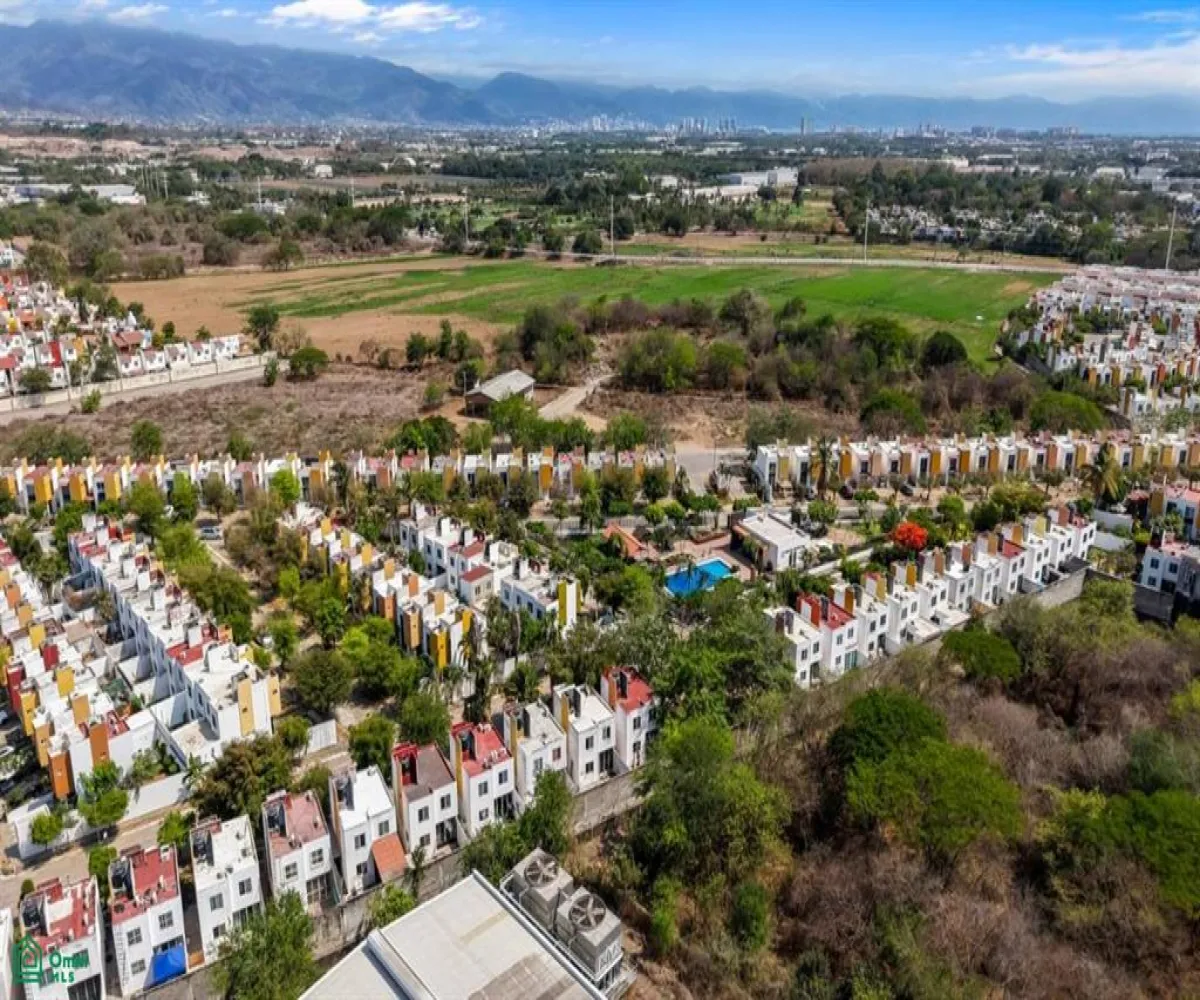 En Venta,Ixtapa,Banus 3 calle playa seuta 139/4, Puerto Vallarta, Jalisco 48280, 3 Habitaciones,2 Baños,Banus 3 calle playa seuta,2,MX25950854