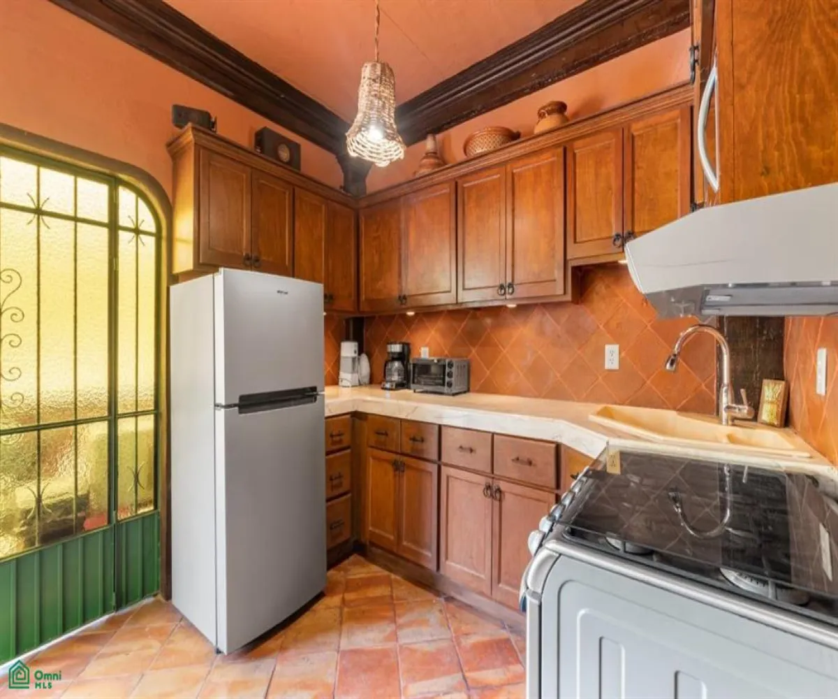 En Venta,Buenos Aires,Calle Lima 101, Puerto Vallarta, Jalisco 48370, 1 Cuarto,1 Baño,Calle Lima,3,MX25951342