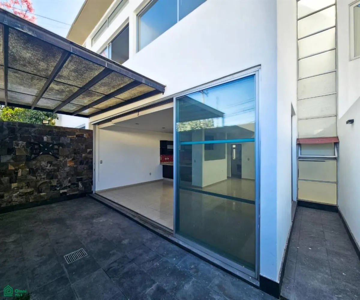 En Venta,Jocotán,Hipico 205, Zapopan, Jalisco 45017, 3 Habitaciones,2 Baños,Hipico,2,MX25951872