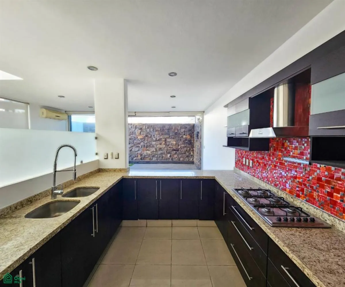 En Venta,Jocotán,Hipico 205, Zapopan, Jalisco 45017, 3 Habitaciones,2 Baños,Hipico,2,MX25951872