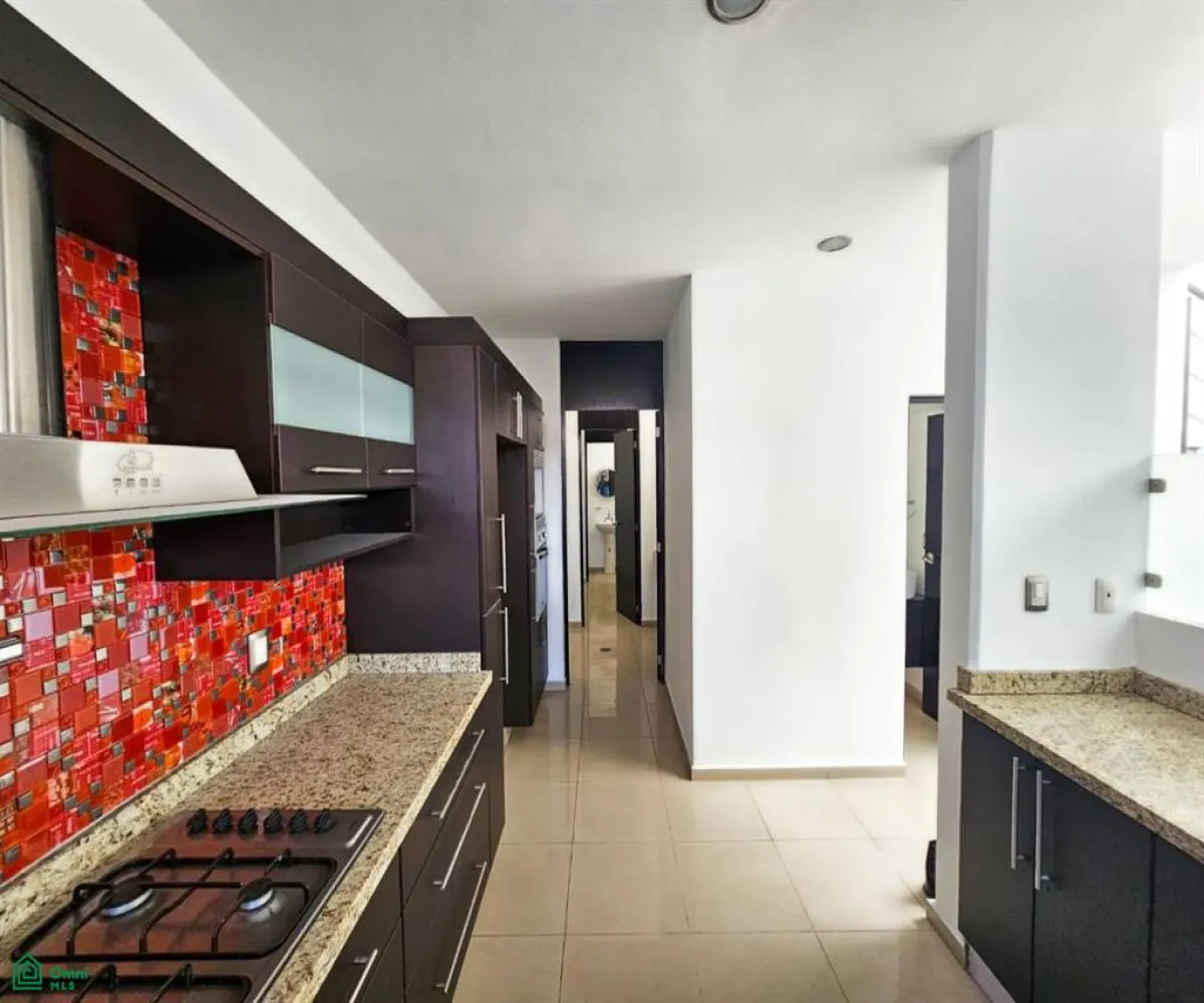 En Venta,Jocotán,Hipico 205, Zapopan, Jalisco 45017, 3 Habitaciones,2 Baños,Hipico,2,MX25951872