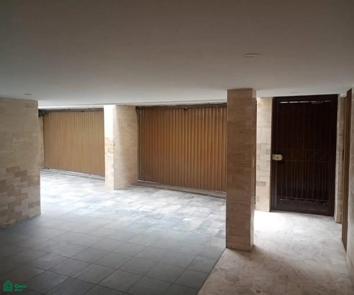 Local En Renta,Jardines de los Arcos,San Miguel 480, Guadalajara, Jalisco 44500, 11 Habitaciones,5 Baños,San Miguel,2,MX25952756