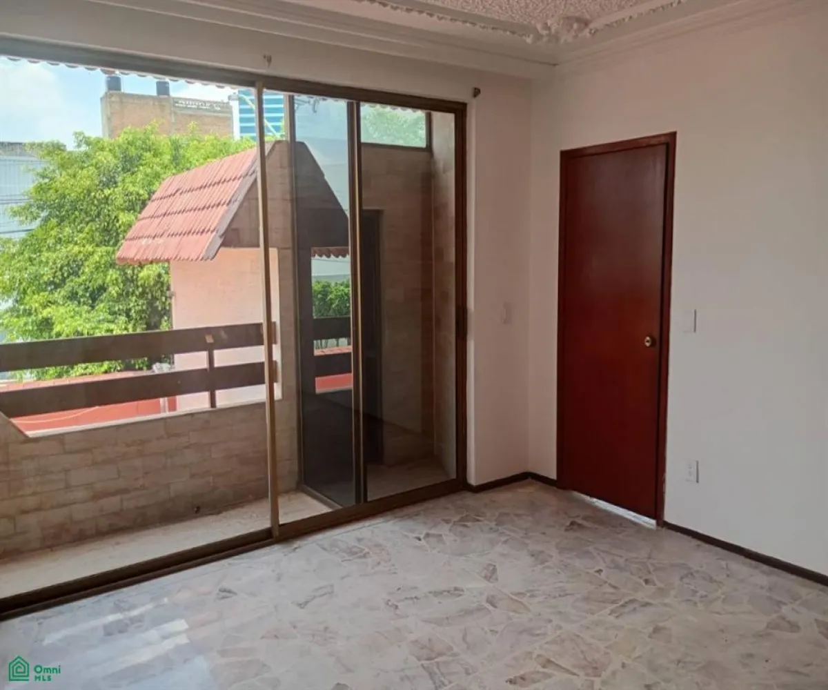 Local En Renta,Jardines de los Arcos,San Miguel 480, Guadalajara, Jalisco 44500, 11 Habitaciones,5 Baños,San Miguel,2,MX25952756