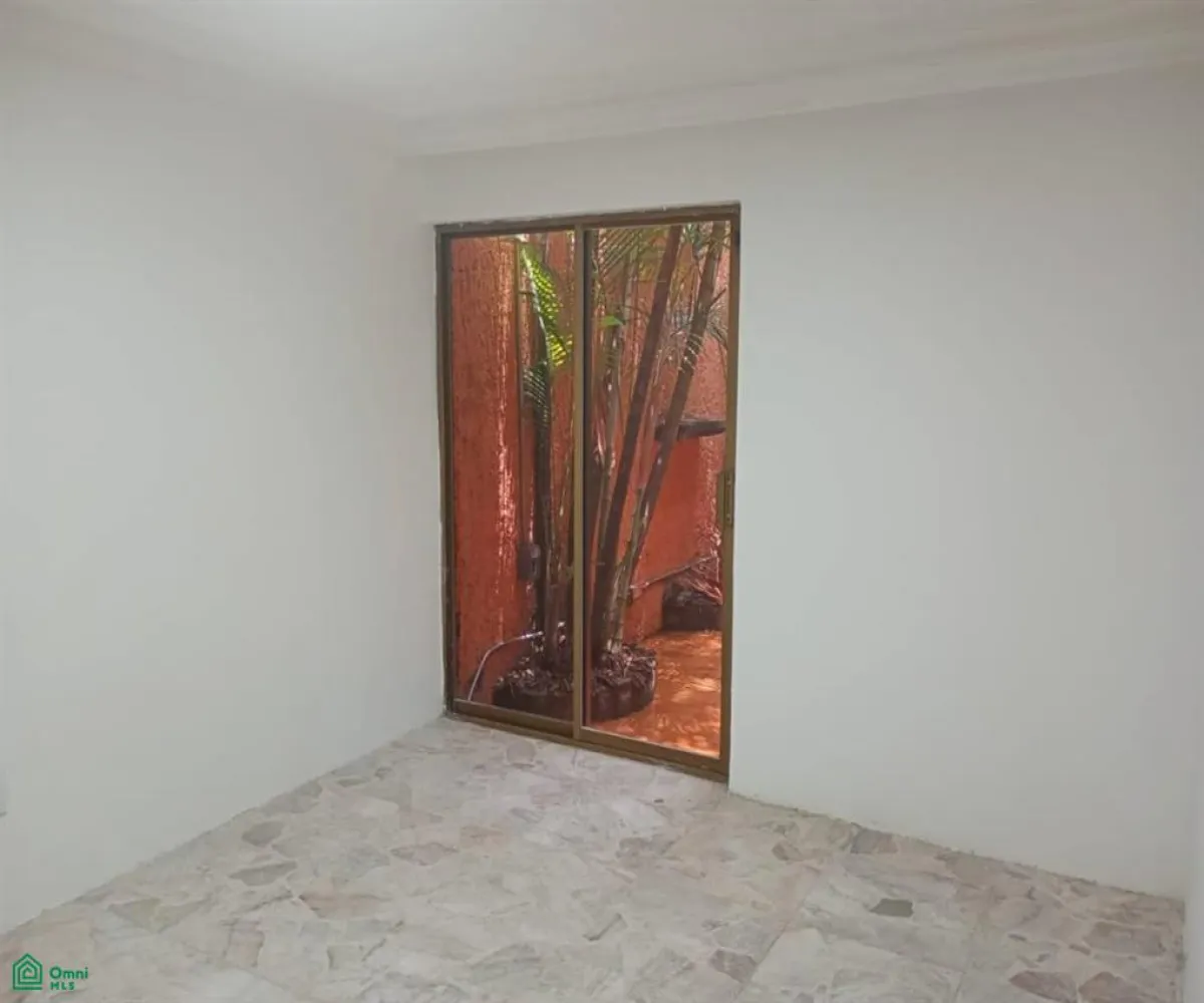 Local En Renta,Jardines de los Arcos,San Miguel 480, Guadalajara, Jalisco 44500, 11 Habitaciones,5 Baños,San Miguel,2,MX25952756