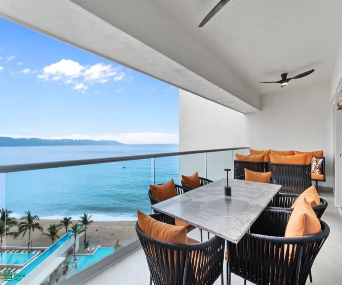 En Venta,Las Glorias,Febronio Uribe 171 Int. 707, Puerto Vallarta, Jalisco 48333, 2 Habitaciones,2 Baños,Febronio Uribe,3,MX25952770