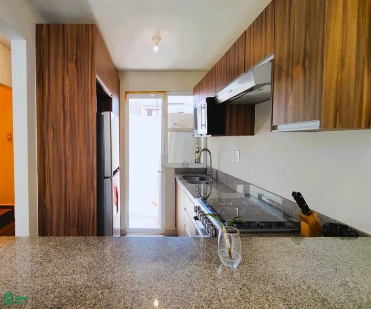 En Venta,De las Juntas Delegación,Joaquin Amaro 468, Puerto Vallarta, Jalisco 48291, 3 Habitaciones,2 Baños,Joaquin Amaro,2,MX25952790