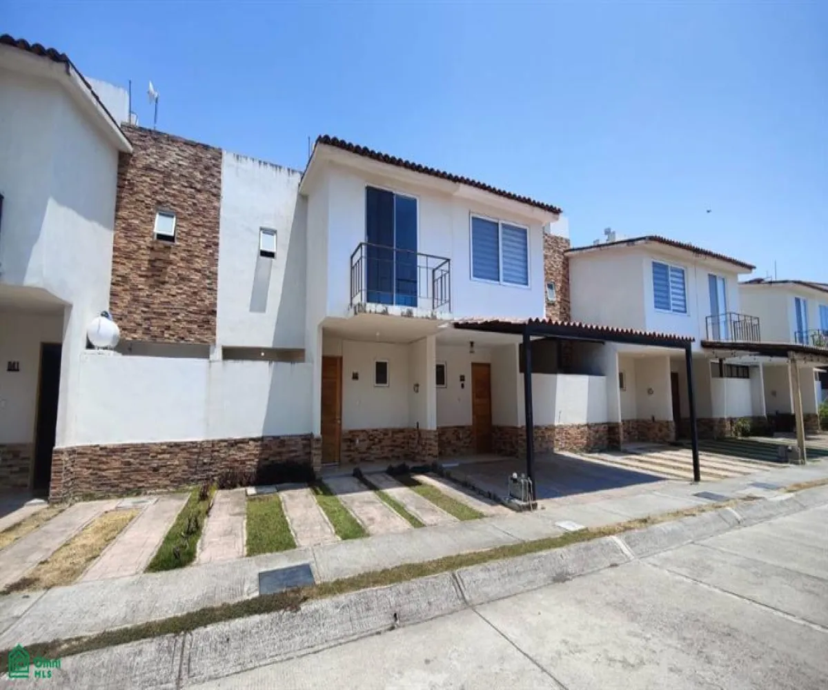 En Venta,De las Juntas Delegación,Joaquin Amaro 468, Puerto Vallarta, Jalisco 48291, 3 Habitaciones,2 Baños,Joaquin Amaro,2,MX25952790