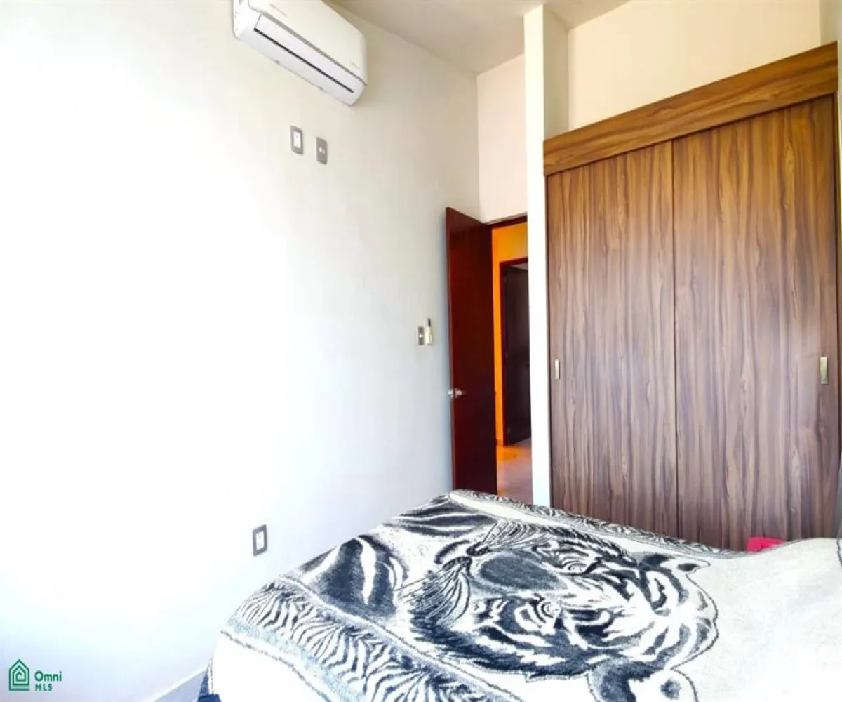 En Venta,De las Juntas Delegación,Joaquin Amaro 468, Puerto Vallarta, Jalisco 48291, 3 Habitaciones,2 Baños,Joaquin Amaro,2,MX25952790