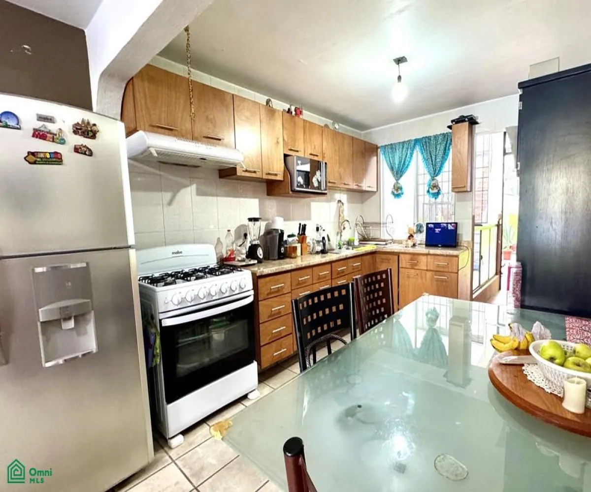 En Venta,Sutaj,Hernando Martell 565, Guadalajara, Jalisco 44840, 6 Habitaciones,7 Baños,Hernando Martell,2,MX25954903